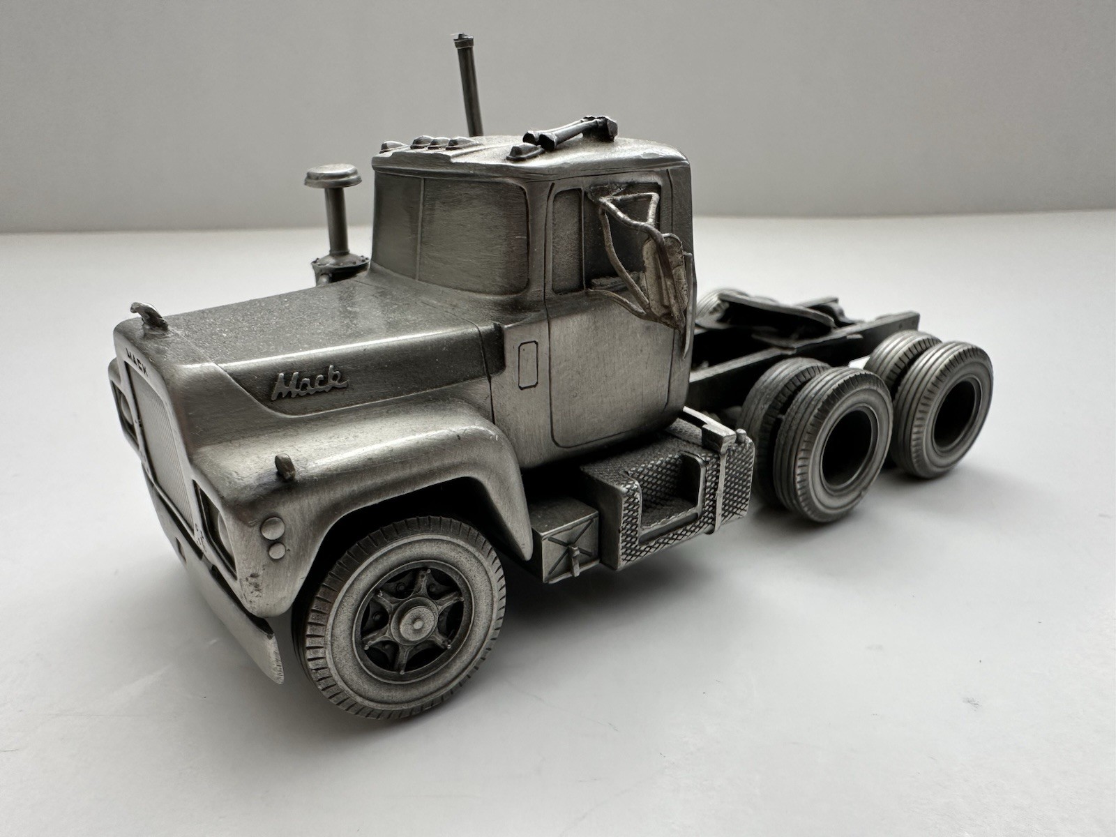 Mack Pewter R685ST Conventional Tractor Semi Cab Display – Preowned With Flaws