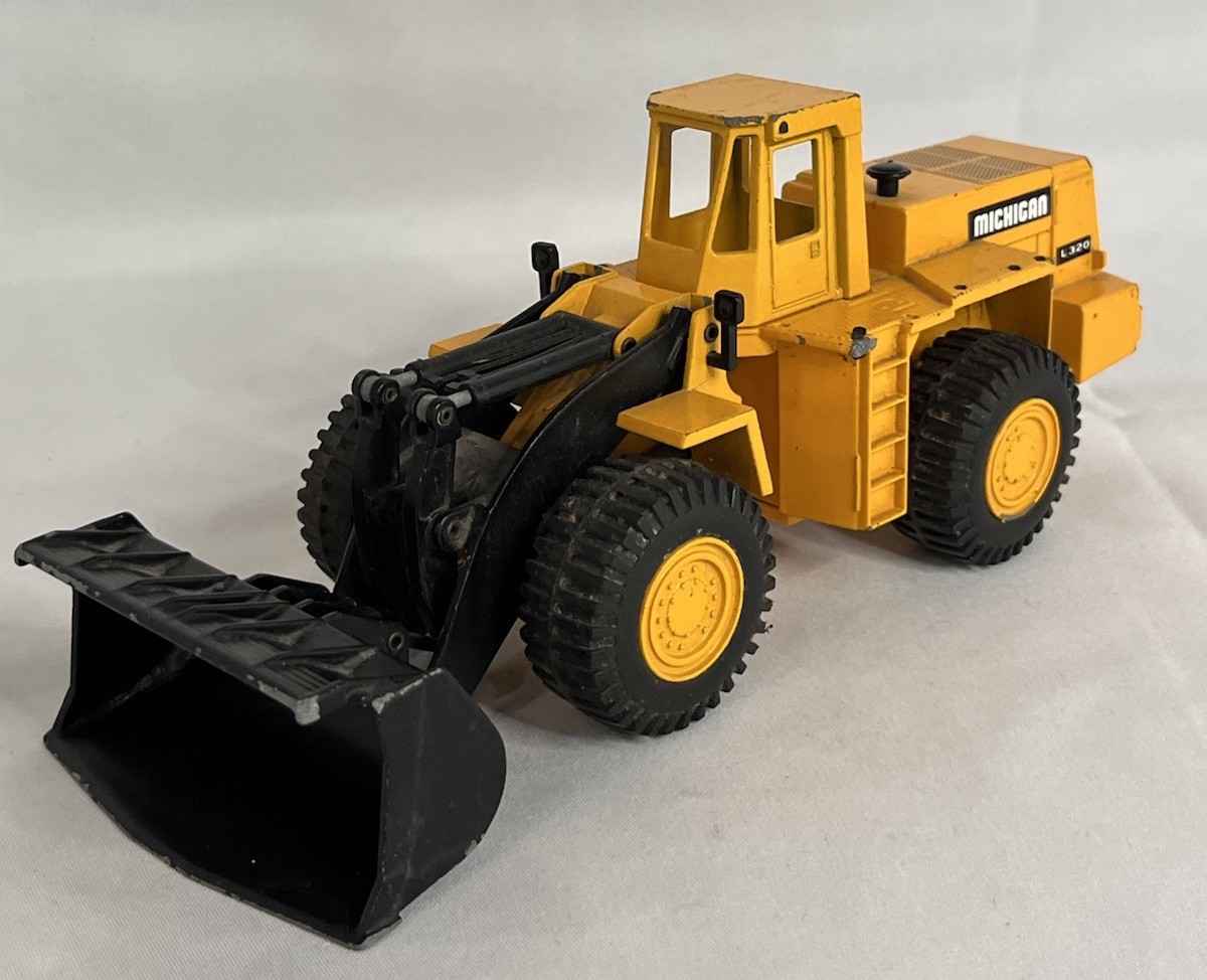 Vintage Joal Michigan L320 Wheel Loader Diecast Toy Construction 1:50 Spain Made