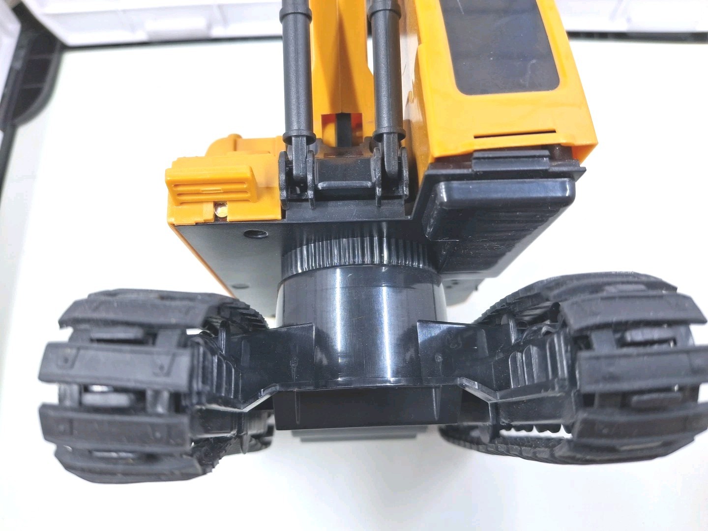 Excavator Model Construction Toy for Children Or Adults – No Radio Control