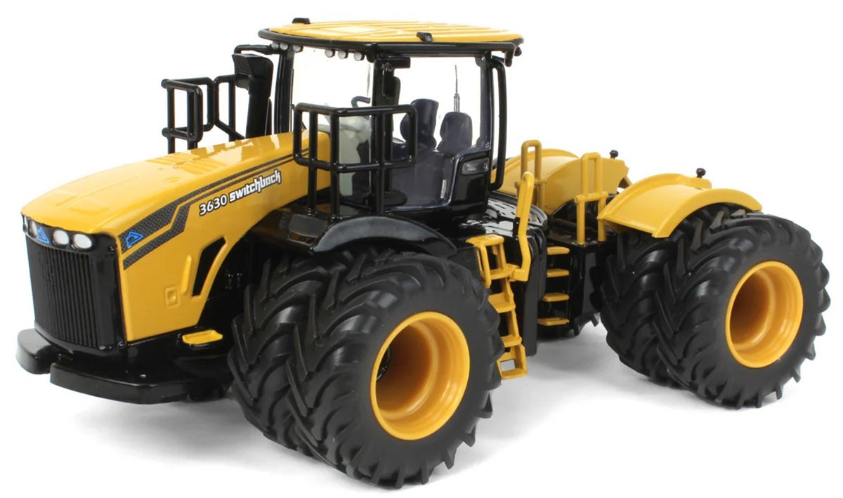 Spec Cast 1/50 Mobile Track Solutions 3630 Switchback and 33-38XL Towed Scraper