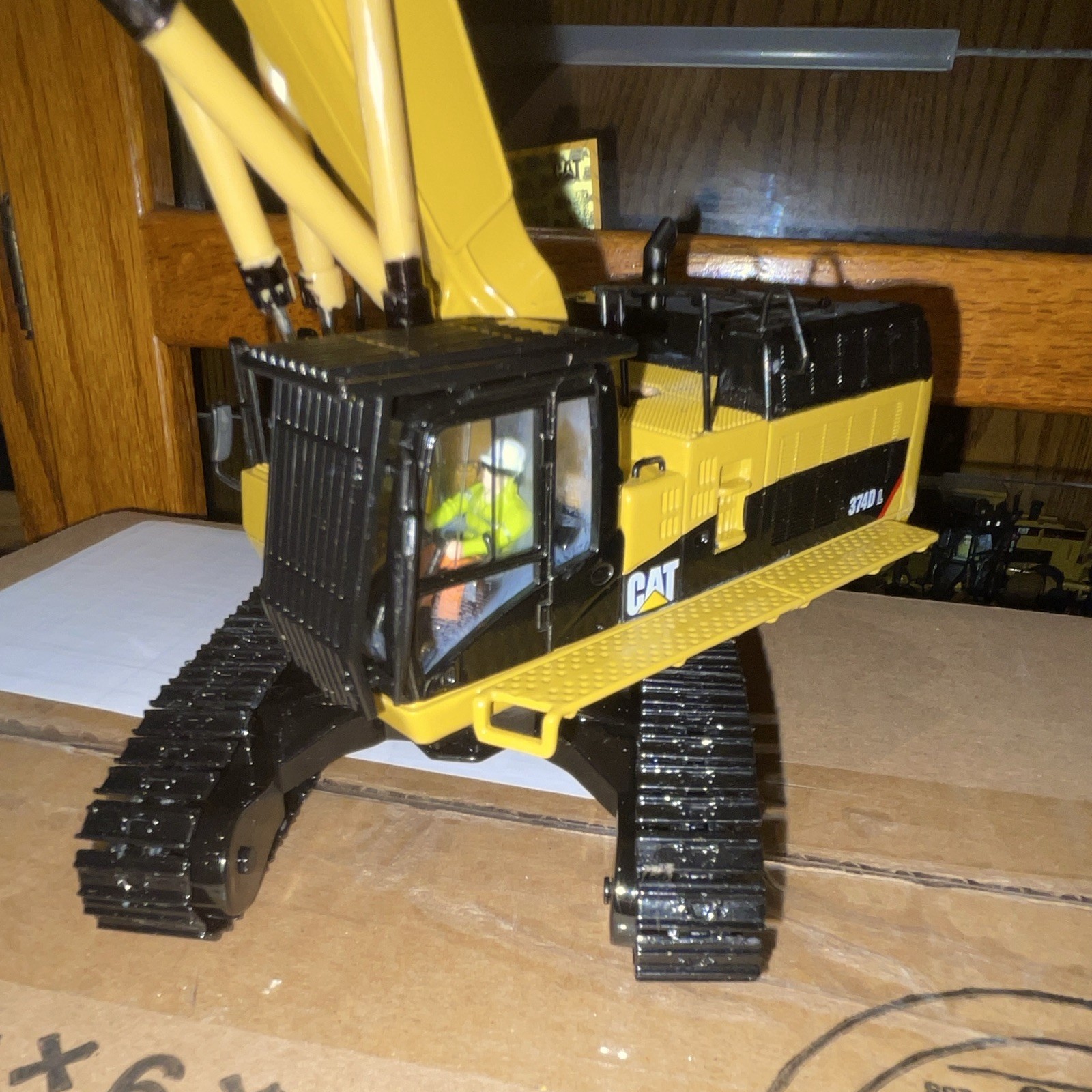 CAT 374D L Excavator Diecast Construction Equipment Model Yellow Black