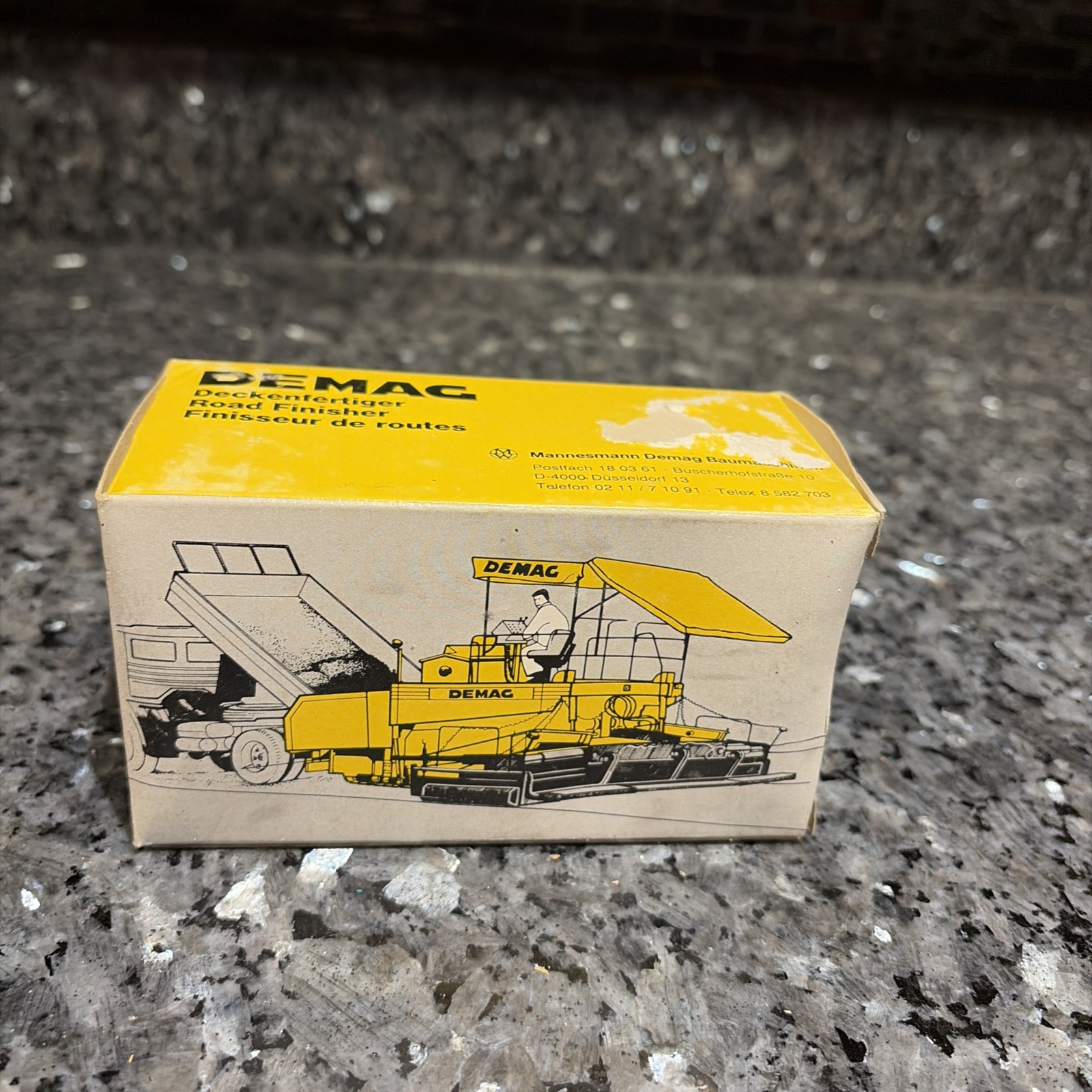 Demag DF120 Road Paver – NZG 1:50 Diecast Model #231 Rare Blue -Wegenbouv Stevin