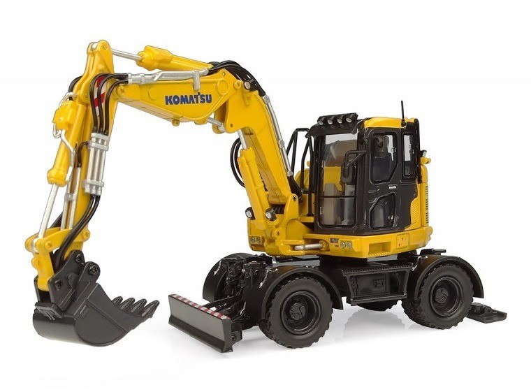 UNIVERSAL HOBBIES – Construction Equipment – KOMATSU PW138-MR11 – 1/50 – UH8190