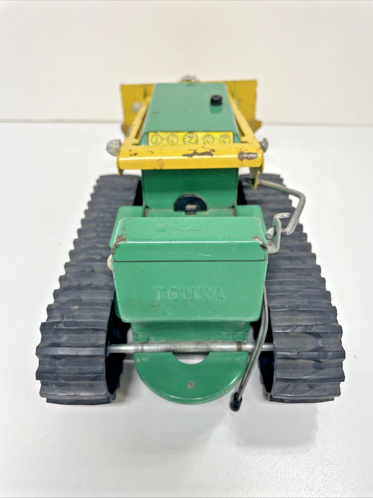Vintage Tonka Front End Loader Green & Yellow 5” x 12”