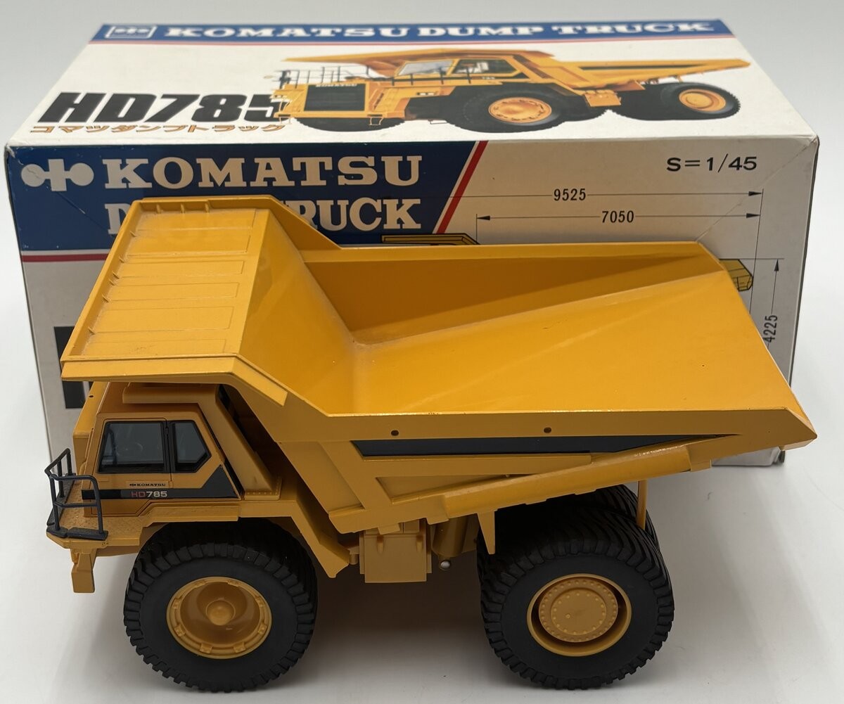 Shinsei 1:45 Scale Diecast Komatsu HD785 Dump Truck EX/Box