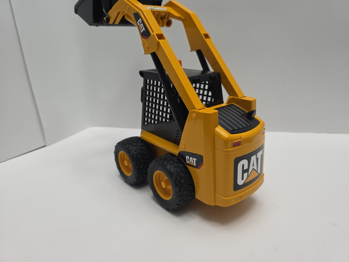 Bruder CAT Skid Steer Loader