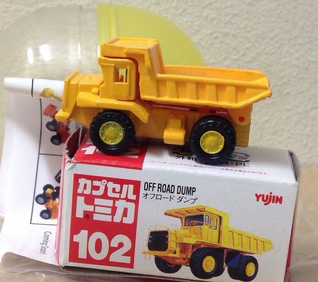 NEW Capsule Tomica Construction 102 Off Road Dump truck 2006 series 12 Yujin
