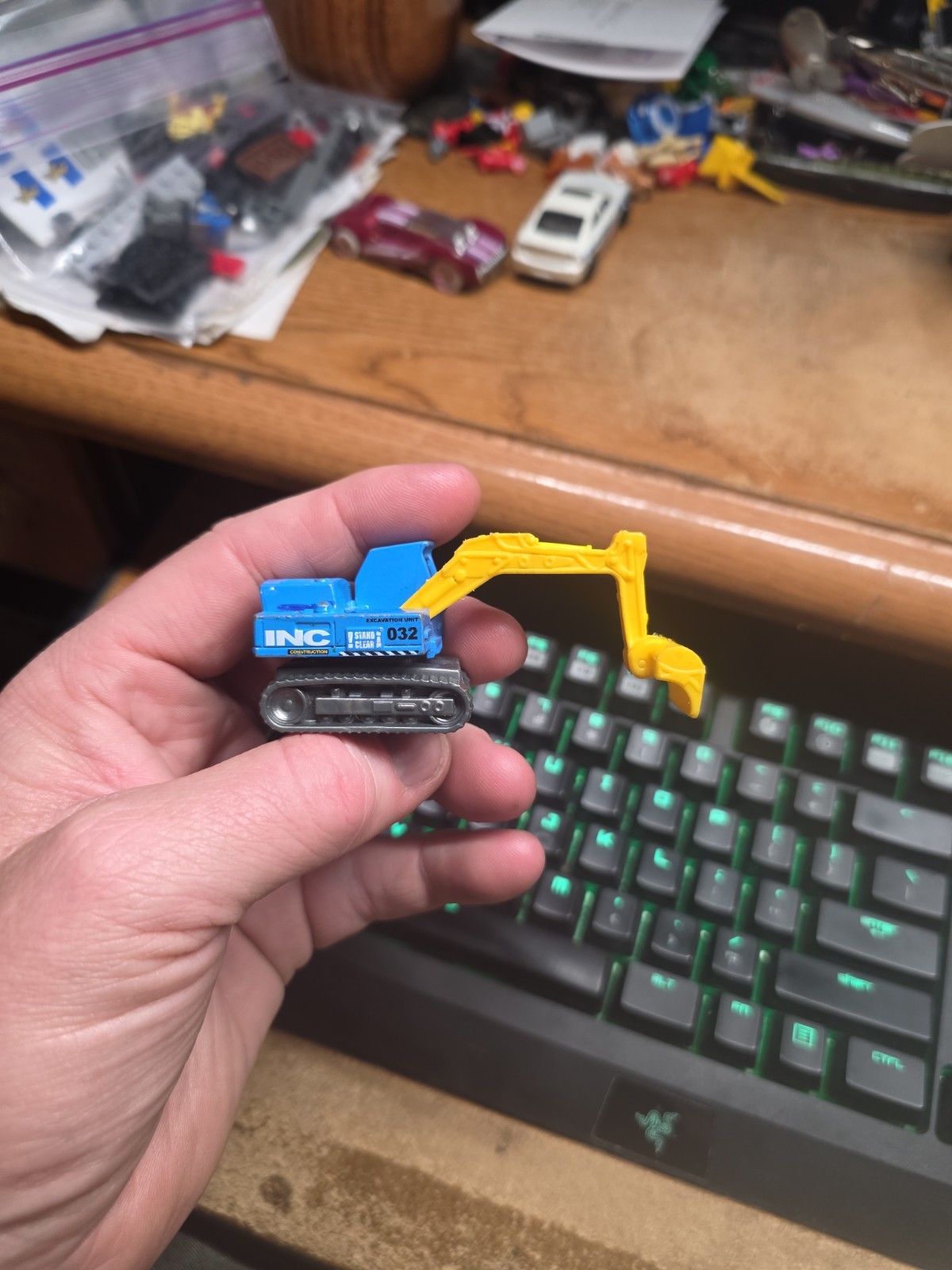 2017 Matchbox Construction Excavator BLUE Loose FMV30
