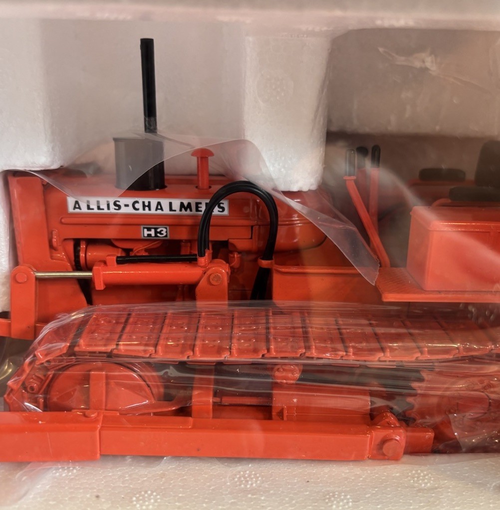 Speccast Highly Detailed H-3 Crawler with Blade SCT 236 Allis Chalmers NOS READ