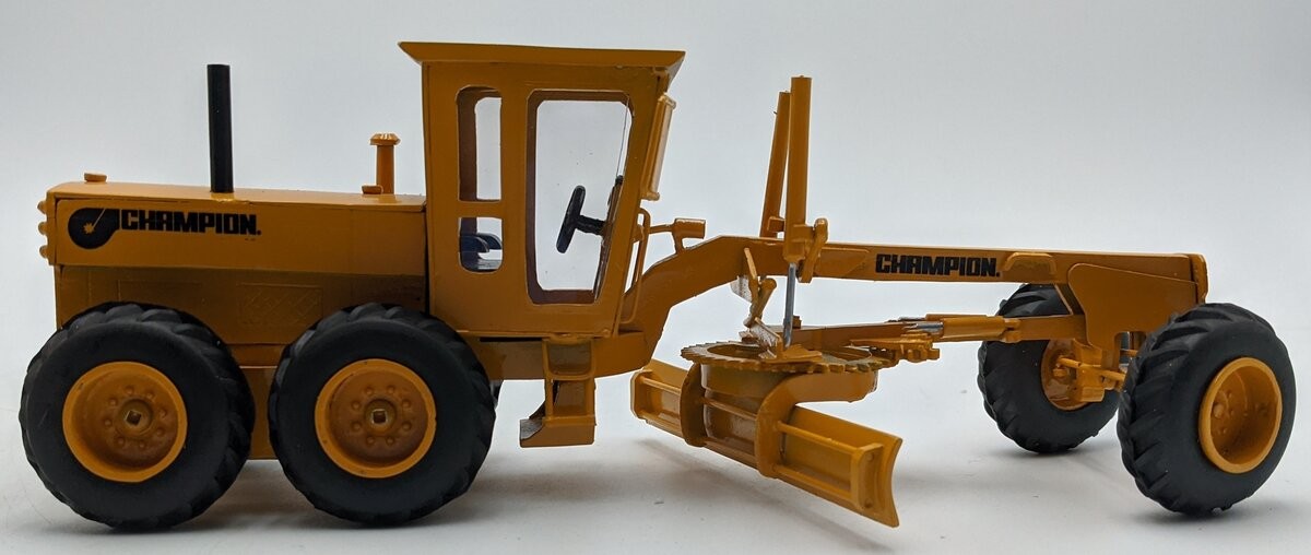 Teeswater 1:32 Champion Custom Motor Grader/Box