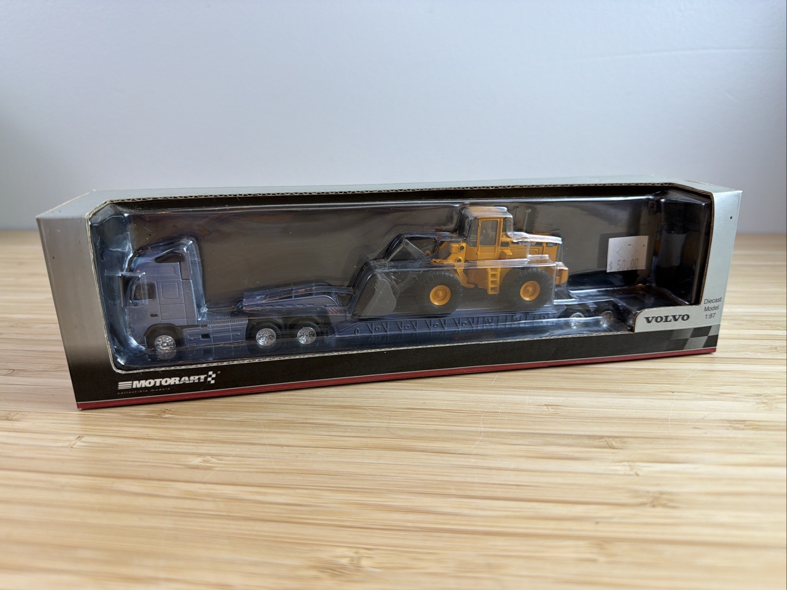 NIB MOTORART SEMI TRACTOR TRAILER TRUCK VOLVO FRONT LOADER 1:87 DIECAST