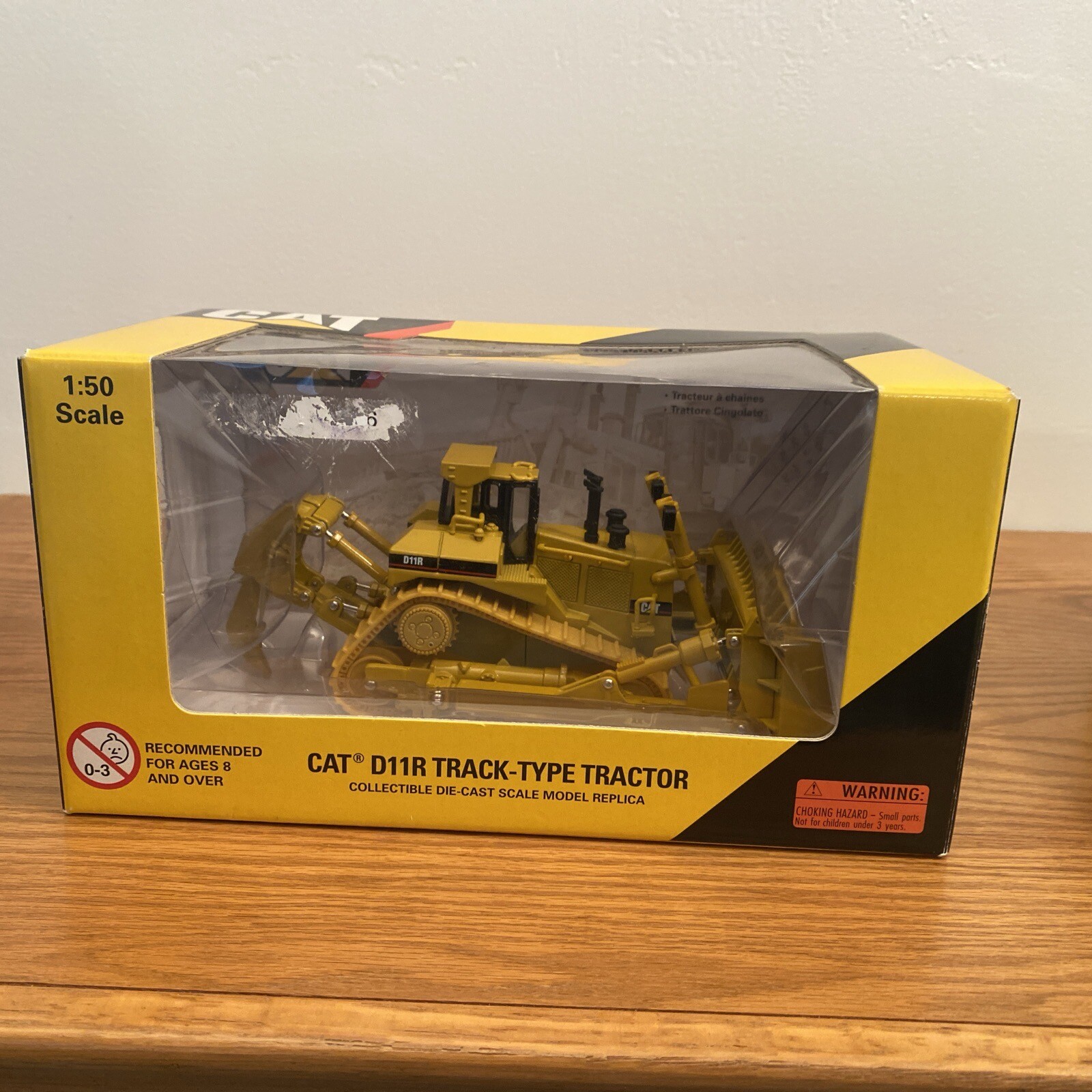 Cat D11R Track-Type Tractor 1:50 Scale Die-Cast Metal 55025
