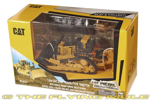 Diecast Masters 1:64 D11 Bulldozer w/2 Blades and Rear Rippers