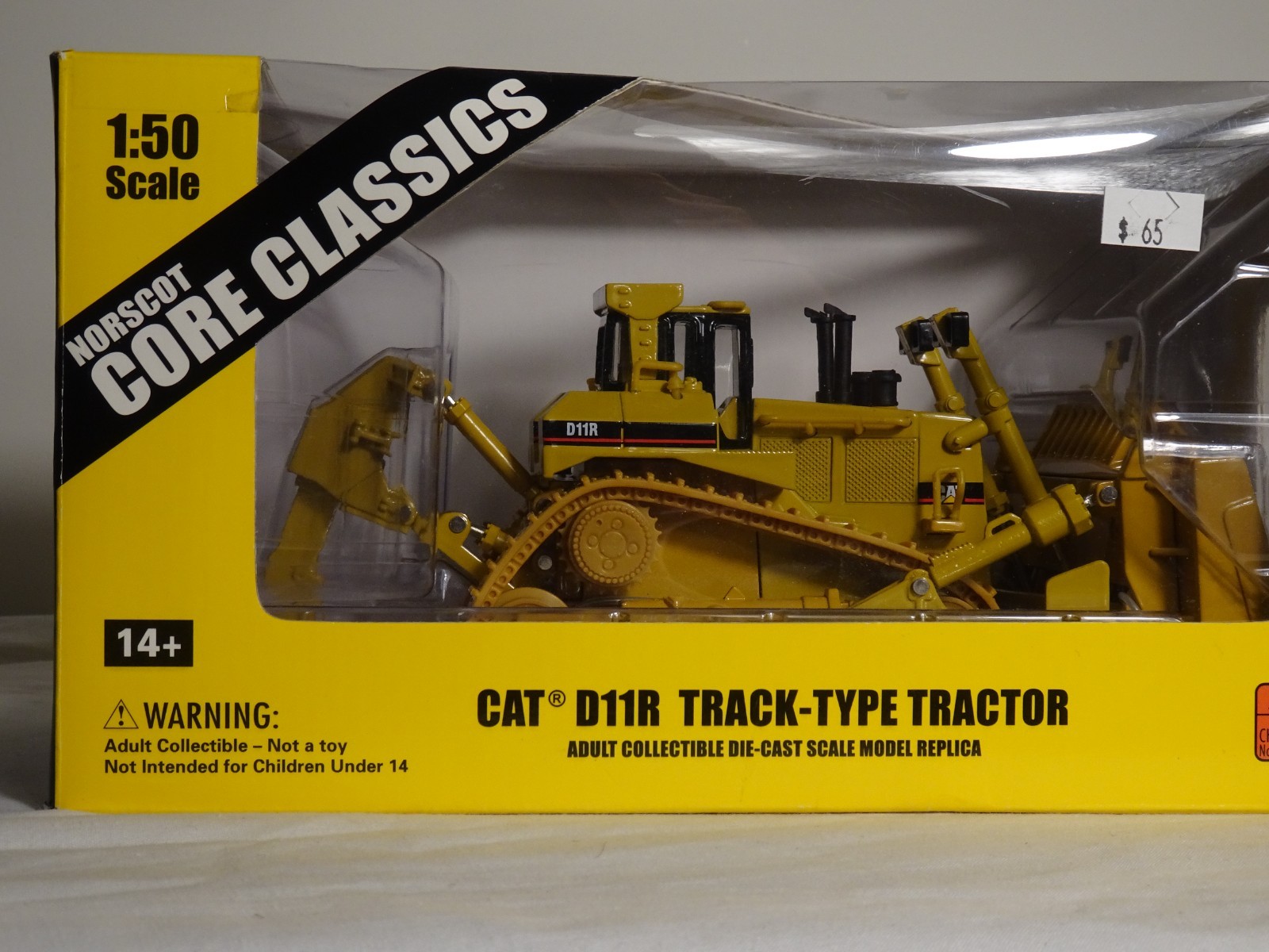 1:50 CAT D11R Track-Type Tractor, NORSCOT Core Classic