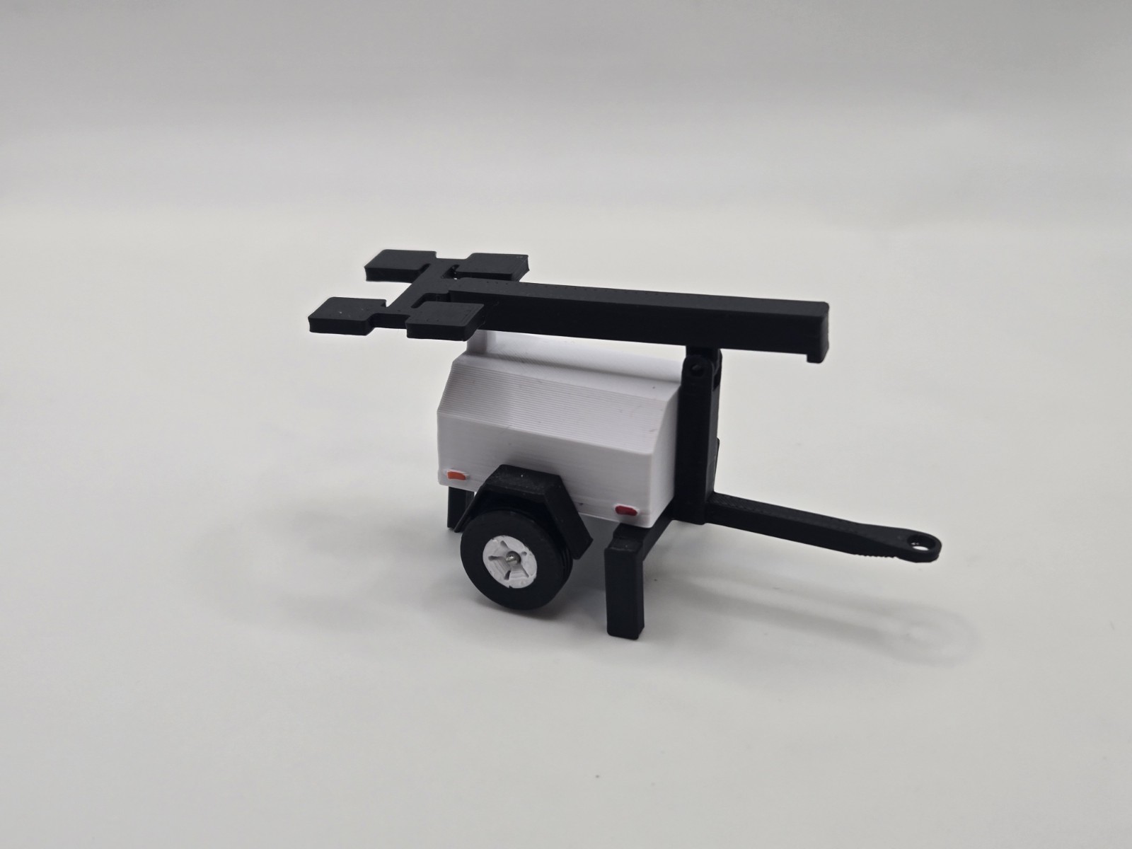 Custom 1/50 Scale Posable LED Light Tower in White