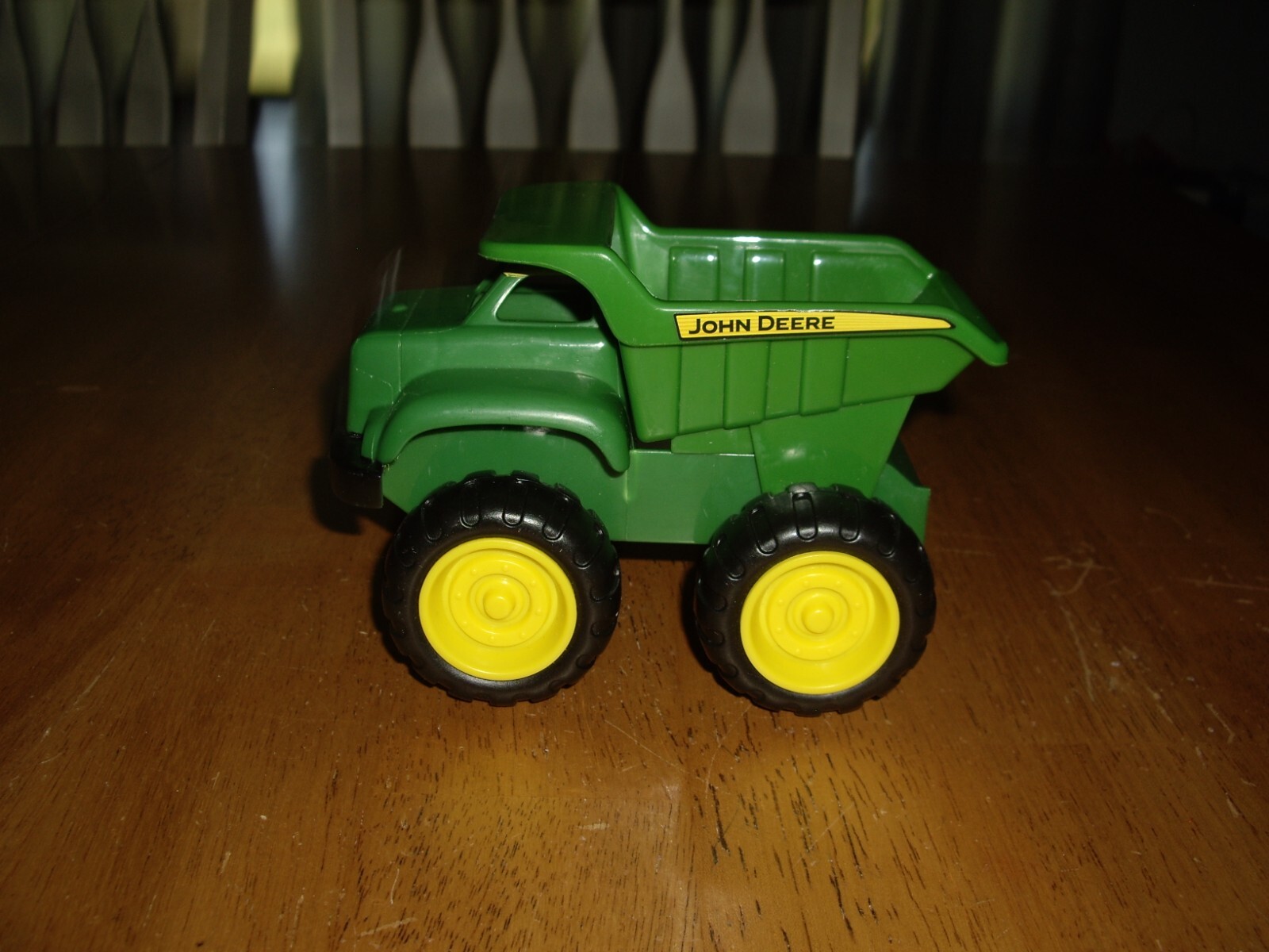 EUC 2 Tomy John Deere Plastic Vehicles Front Loader & Dump Truck Sandbox Toys