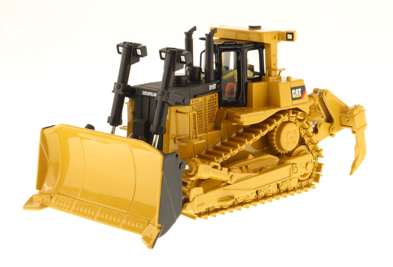 DIECAST MASTERS – CATERPILLAR D10T Bulldozer with Pilot Ripper – 1/50 – DCM85158