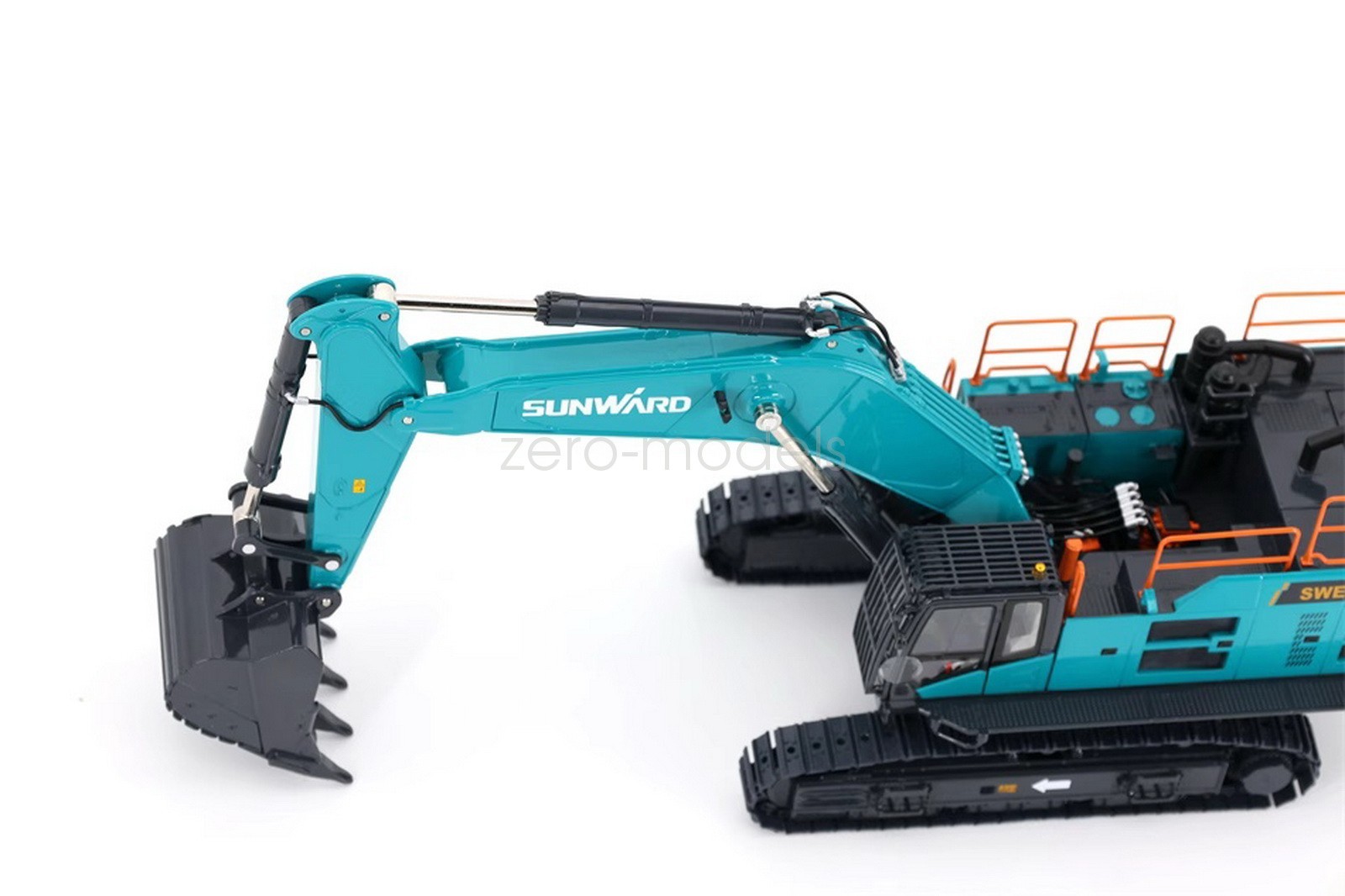 1/35 Scale SUNWARD SWE985F Mining Excavator Diecast Model Collection IN BOX