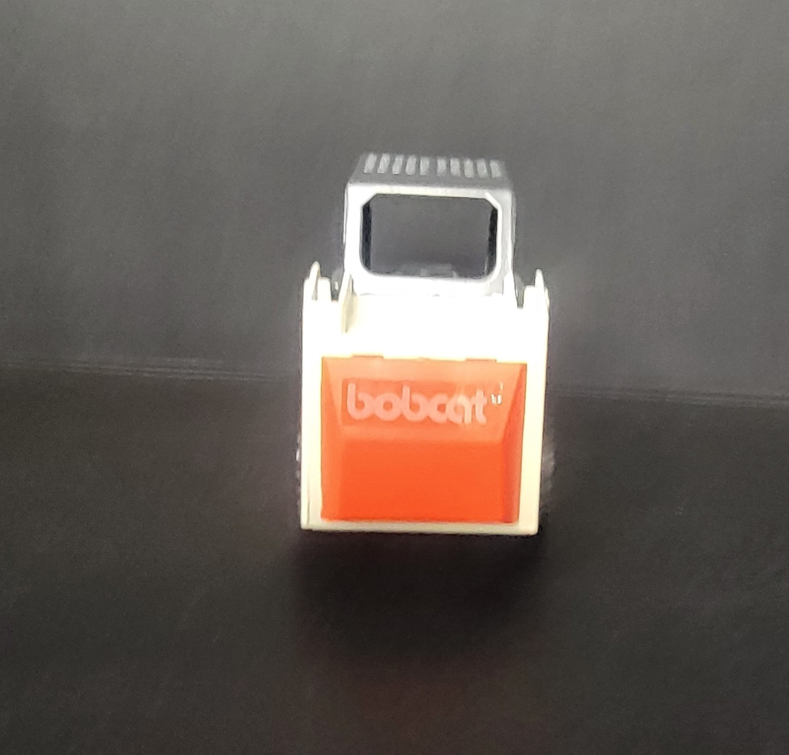 Bobcat 743B Skid-Steer Loader Clover 1:19 Scale Model