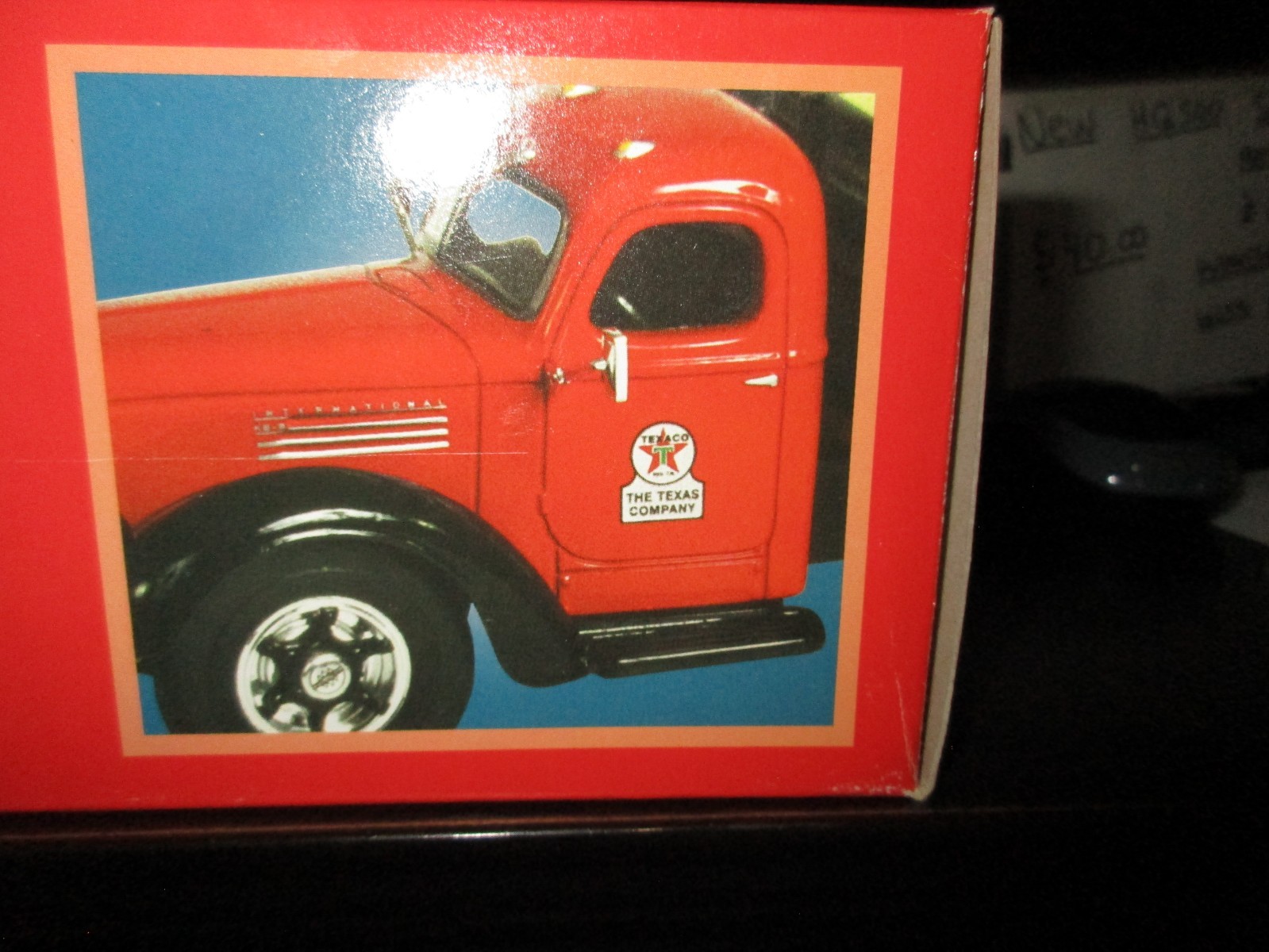 First Gear-TEXACO 1949 INTERNATIONAL KB-8 STAKE TRUCK 1/34 #19-2423 NEW