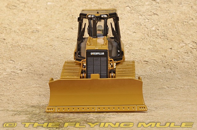 Diecast Masters 1:50 D5K2 Bulldozer