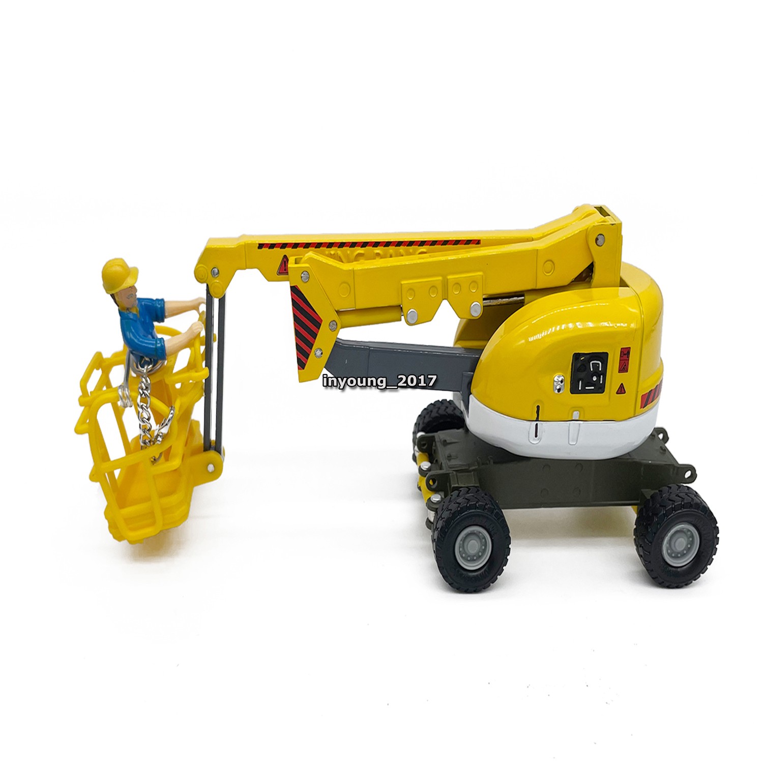 Aerial Work Platform Truck Construction Vehicle Model Diecast Boys Toys Yellow