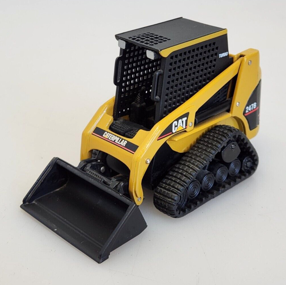 Norscot CAT 247B Multi-Terrain Loader Skid Steer 1/32 Die-Cast Scale Model 55102