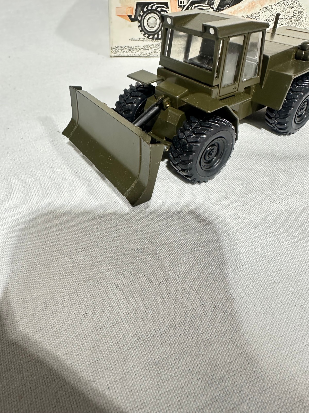 Zettelmeyer Dozer ZD 3000 Military Green By NZG 1/50th Scale