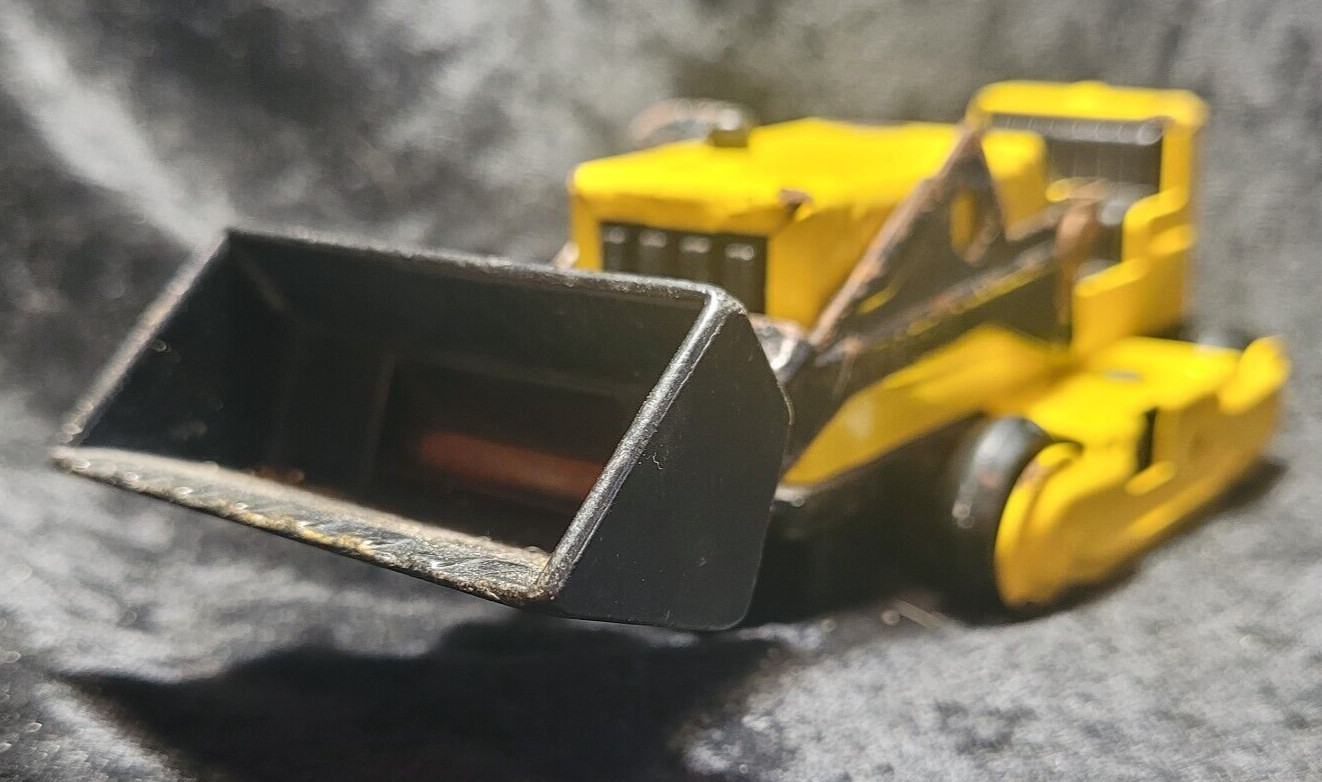 Tonka Vintage Bulldozer I FOUND IT & MANY OTHER OLD TOYS I LIST SOON.SAVE SELLER