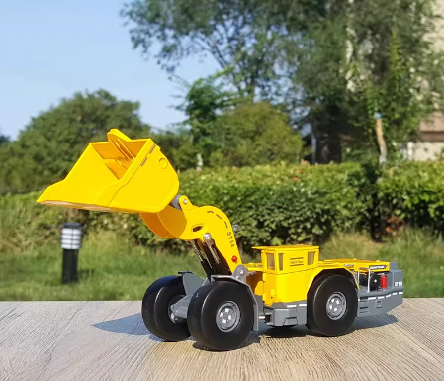 1:50 Atlas copco Tunnel Scraper Loader Construction Machinery Diecast Model