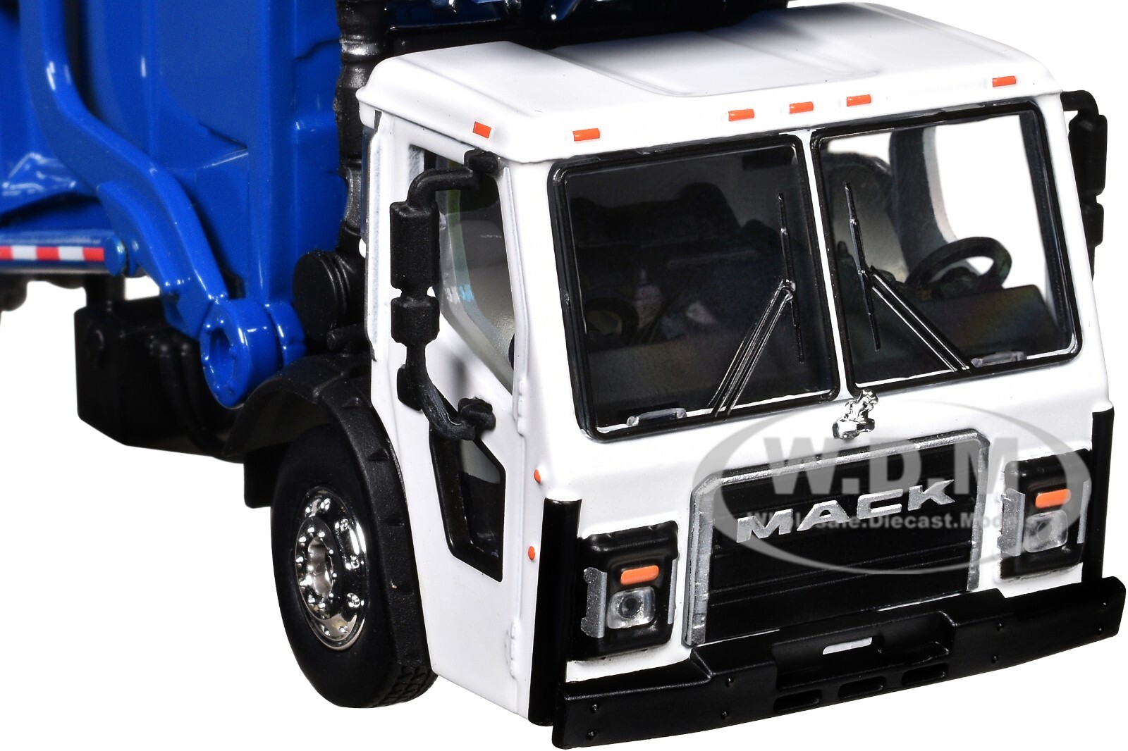 MACK LR GARBAGE TRUCK FRONT LOADER & BIN WHITE/BLUE 1/64 BY FIRST GEAR 60-1797