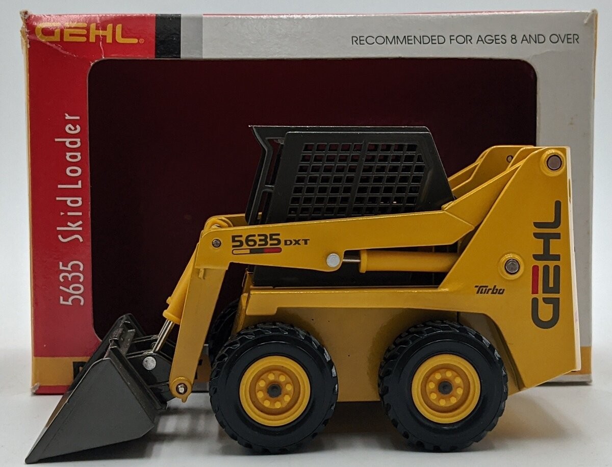 Die Cast Promotions 907740 1:25 Gehl 5635 DXT Skid Loader NIB