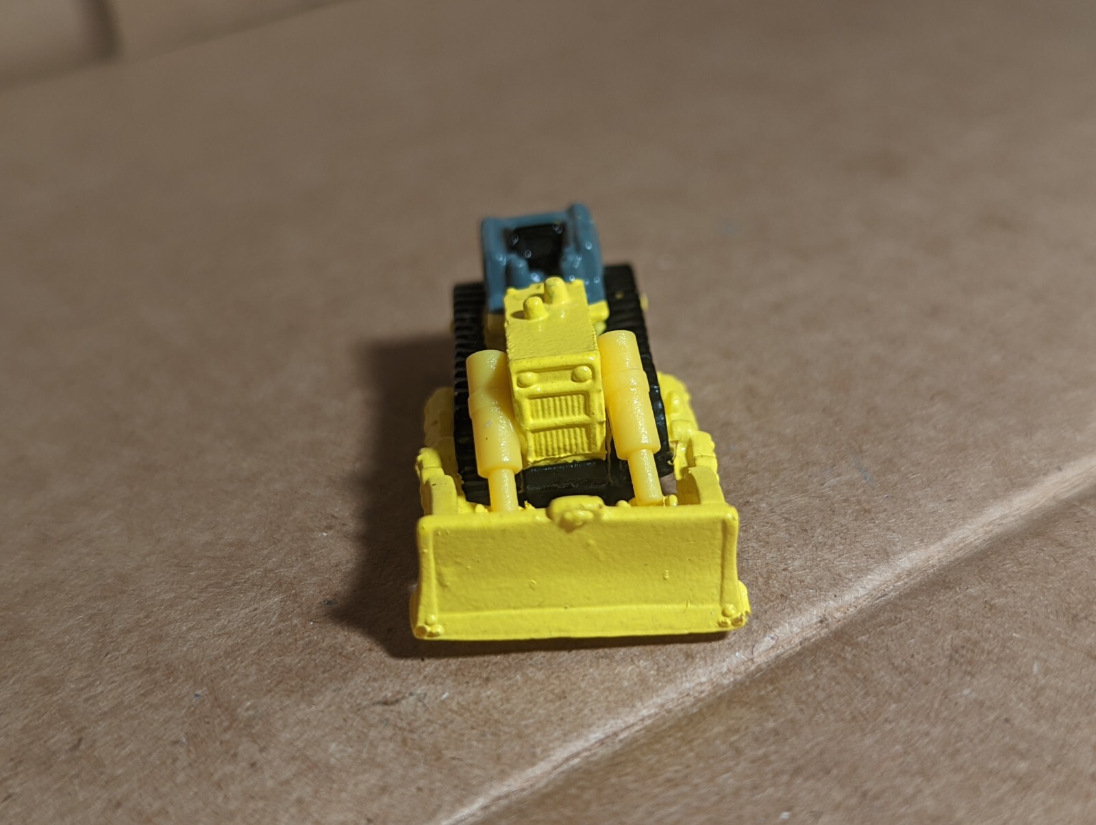 Tomy Yujin 2006 Yellow Bulldozer Toy Construction Equipment