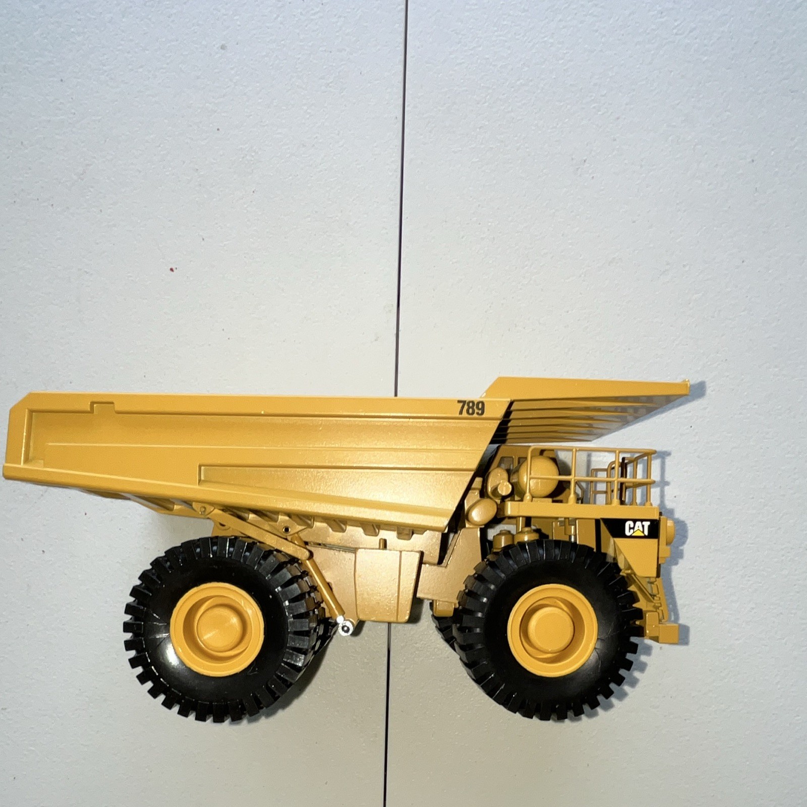 CAT Caterpillar 1:50 Diecast Metal Construction Equipment Model Lot, Boxed