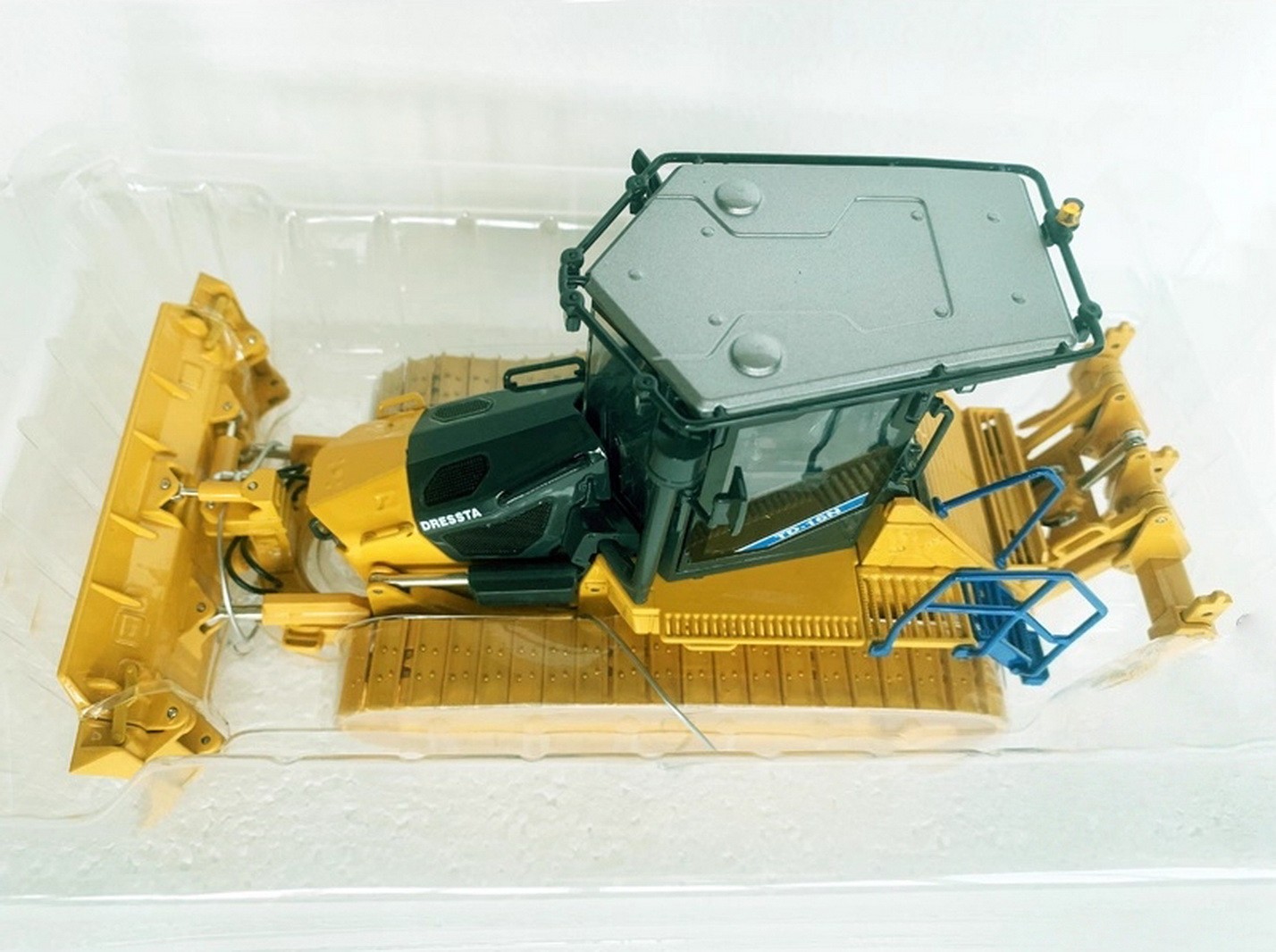 1/35 Scale LIUGONG DRESSTA TD-16N DOZER Diecast Model Toy Gift NIB