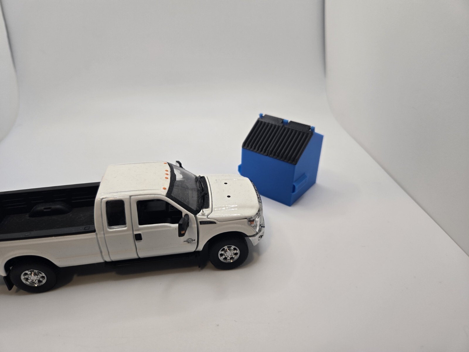 1/50 Scale 8 Yard Dumpster in Blue