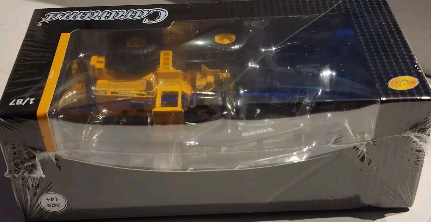 Atlas Cararama HO Scale Volvo L180C