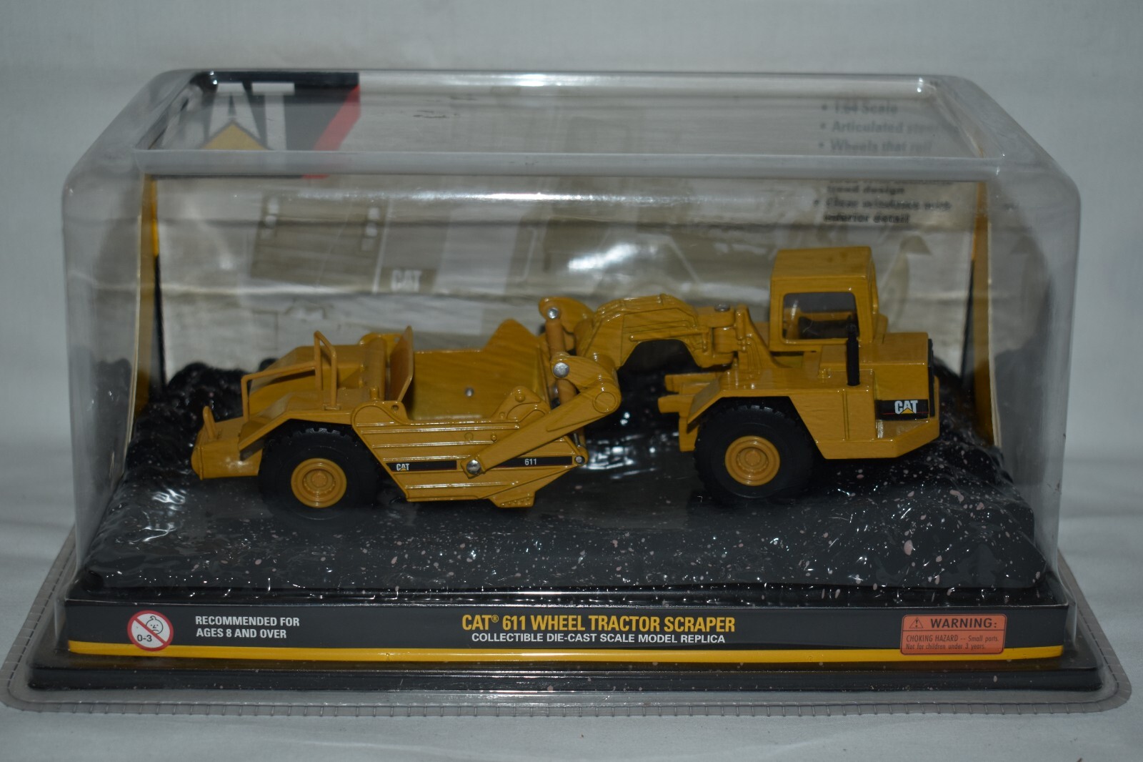 Norscot 1:64 Cat 611 Wheel Tractor Scraper #55303