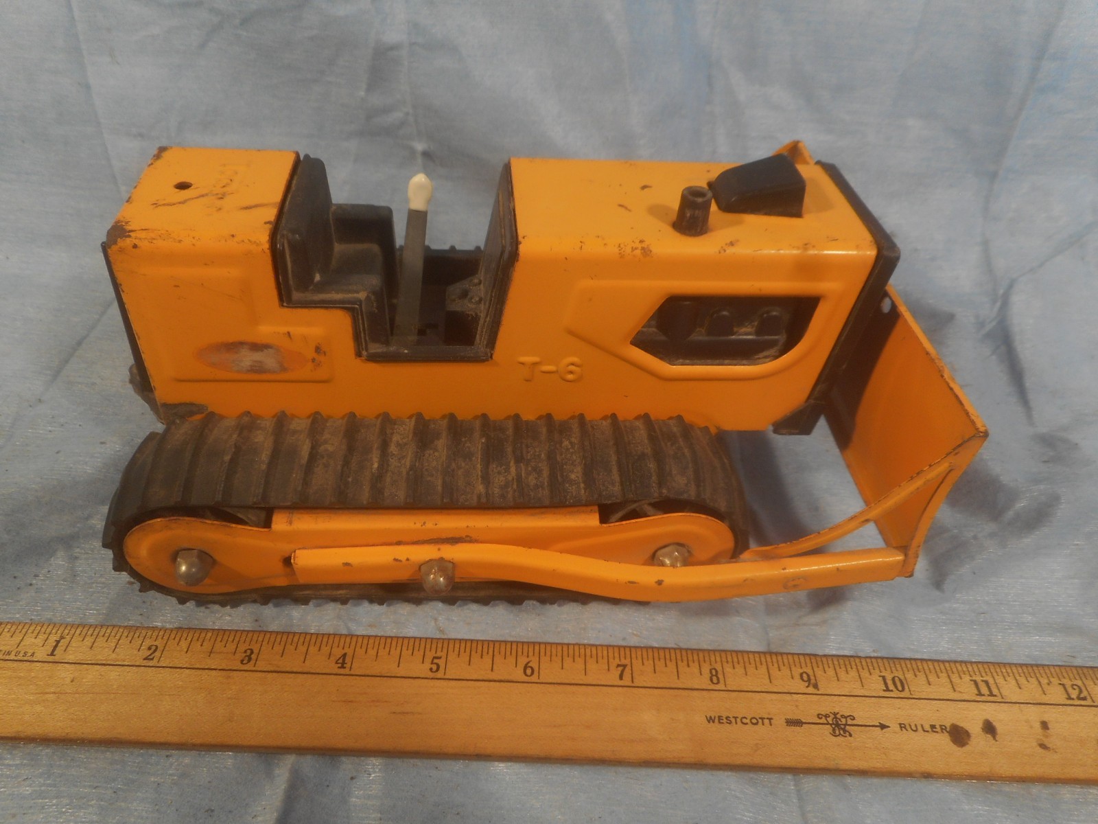 Vintage Tonka T-6 Bulldozer Yellow Pressed Steel Works Great! Made In USA Nice!