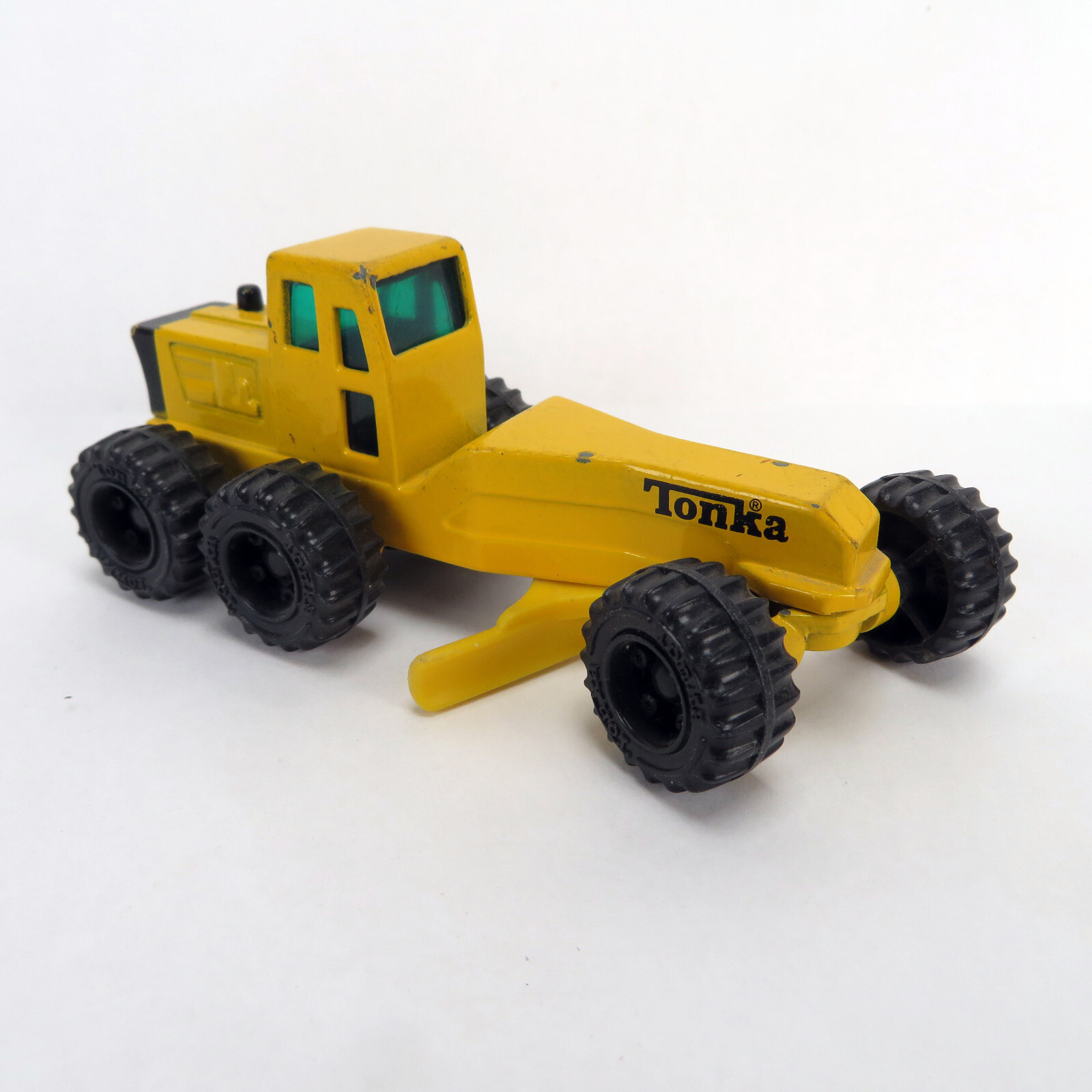 Vintage 1994 Tonka Yellow Road Grader / Earth Mover Construction 3.75″