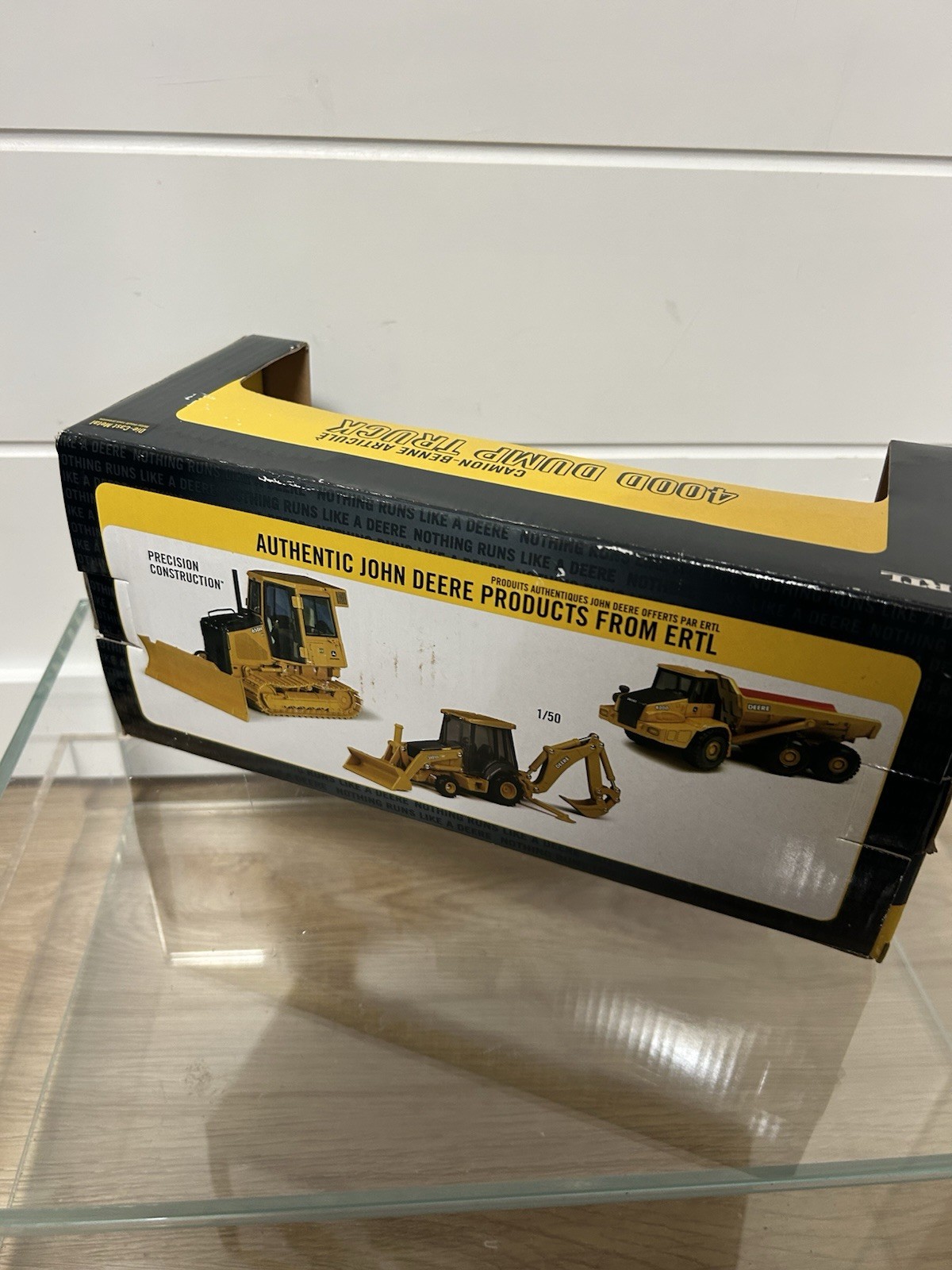 Ertl 15386 John Deere 400D Articulated Dump Truck 1:50 SCALE New In Box