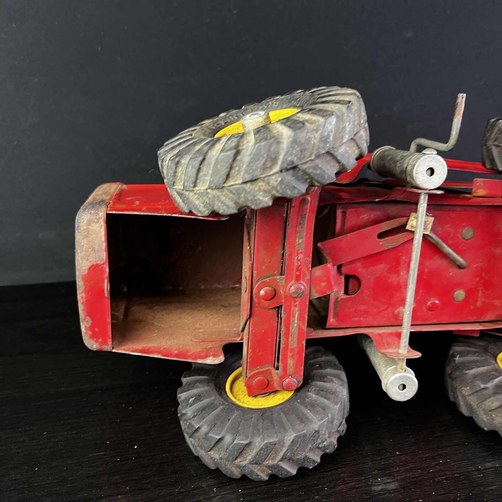 Vintage 1950’s Nylint Road construction Red Hough Payloader 17”