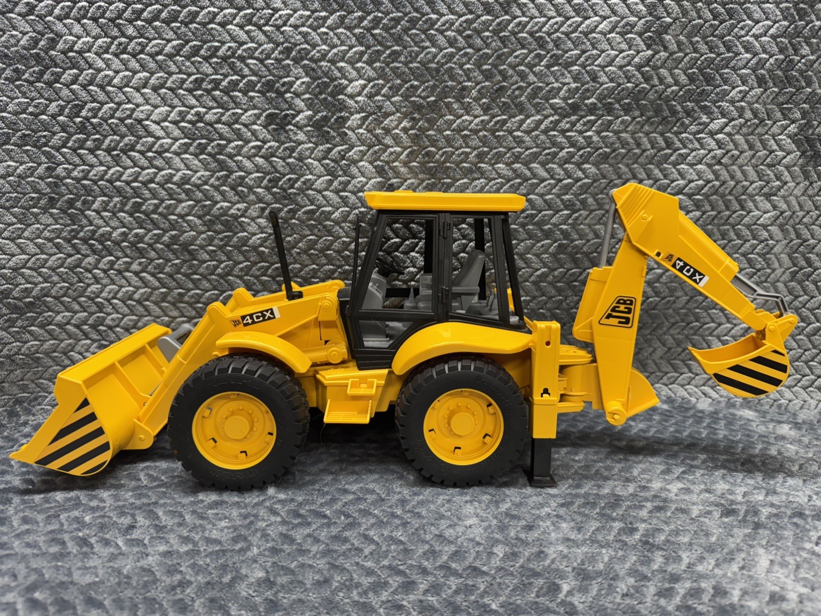 Bruder JCB 4CX Front End Loader Backhoe 02428 Plastic Toy Made in Germany