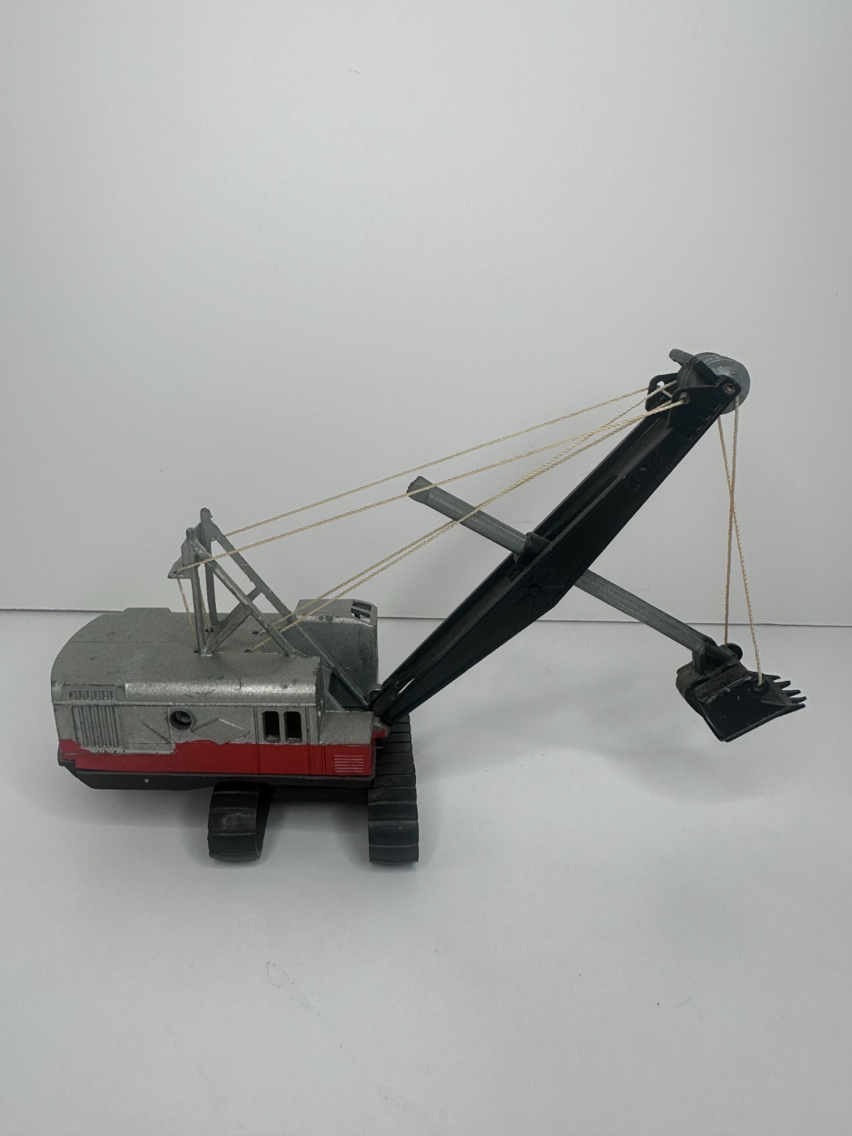 Lima 2400 Crawler Shovel by Lit’l Toy