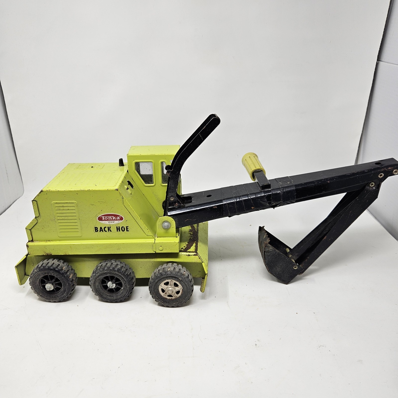 1970s Tonka #2730 Green 6 Wheel Back Hoe Tractor Toy Vintage