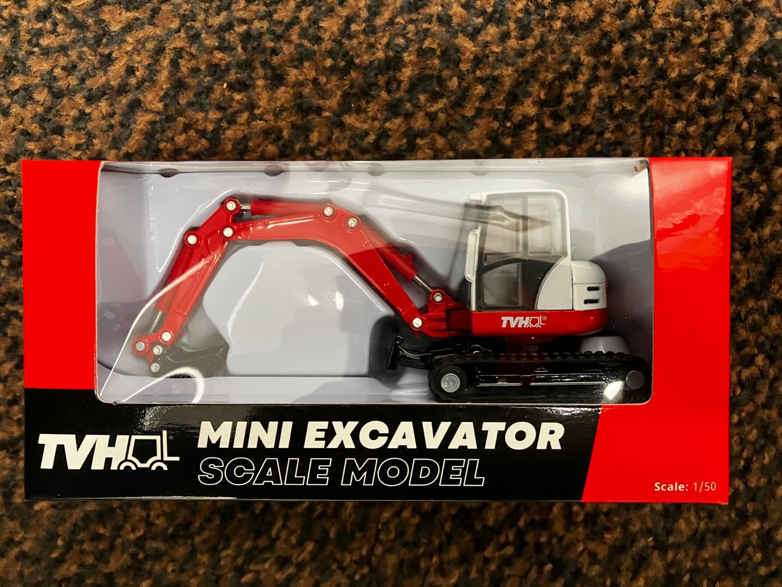 1/50th Scale Diecast TVH Rubber Track Excavator