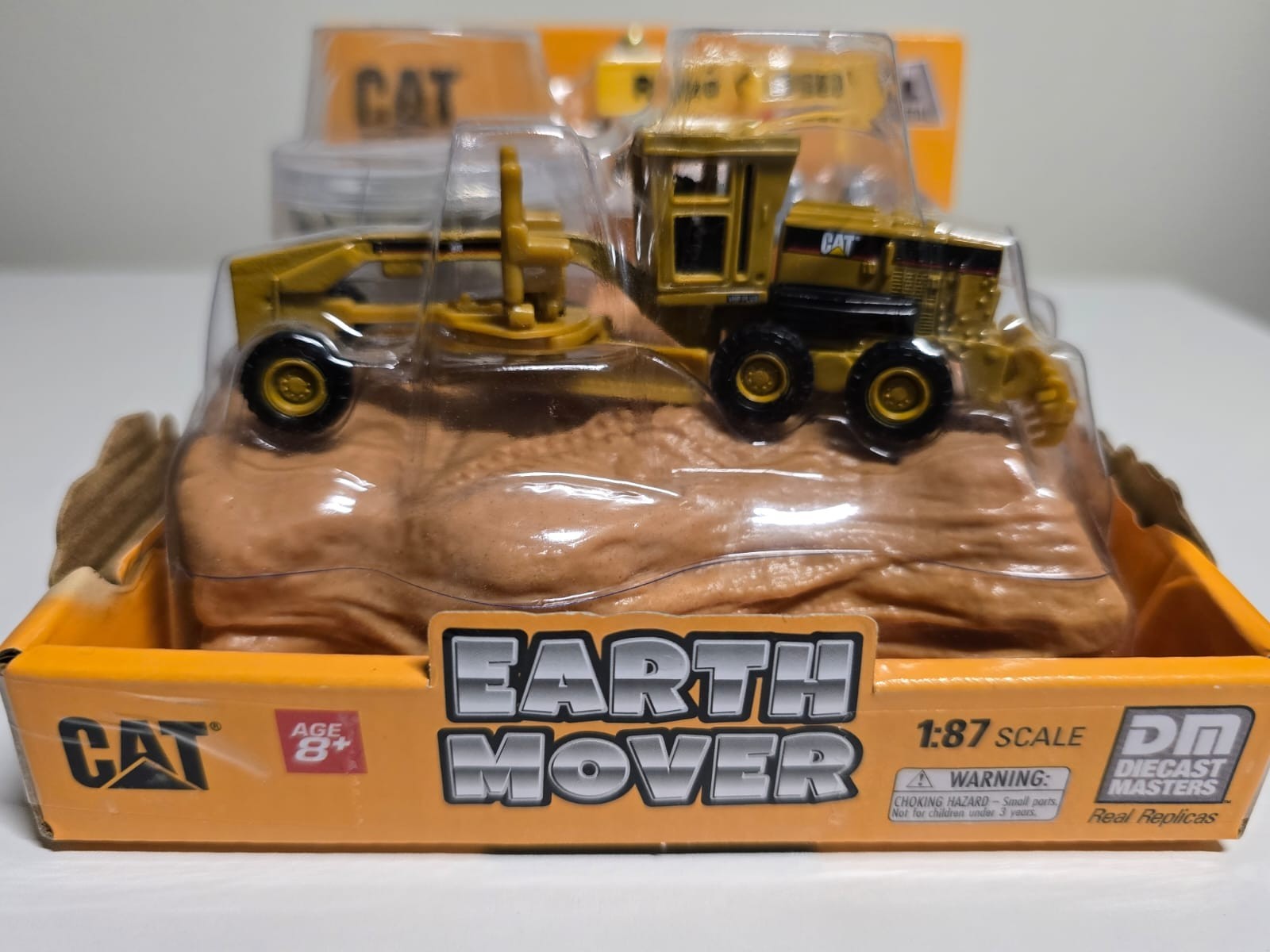 Diecast Masters CAT Motor Grader 1:87 Earth Mover Caterpillar – New