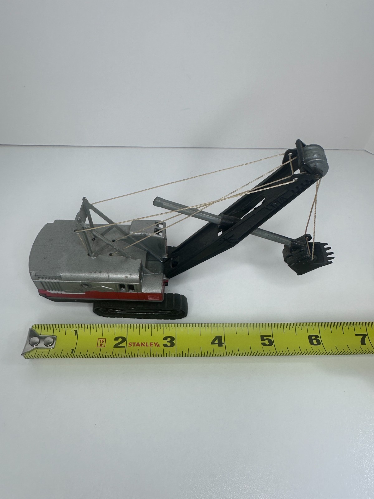 Lima 2400 Crawler Shovel by Lit’l Toy