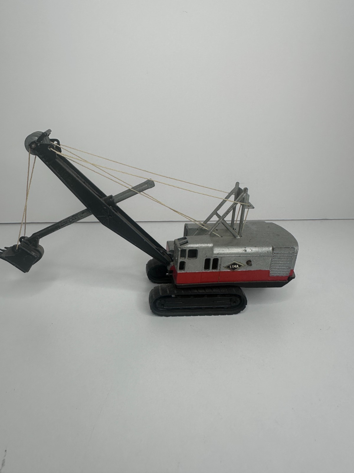 Lima 2400 Crawler Shovel by Lit’l Toy