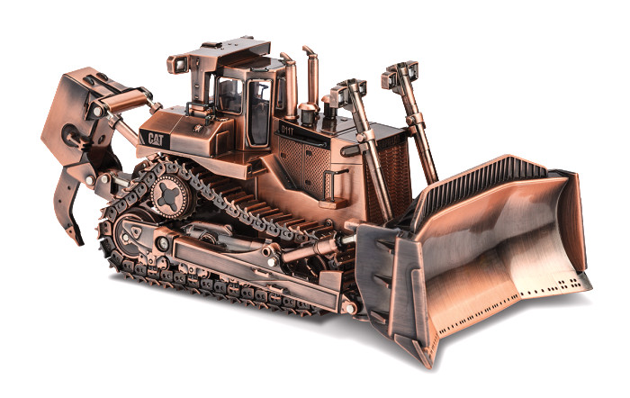 DIECAST MASTERS,Bull D11T COPPER FINISH, 1/50, DCM85517